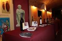 Presentadas-las-tapas-maridadas-con-los-vinos-de-la-DO-Bullas[1]