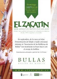 Y este domingo, el Zacatín  dedica su principal actividad a la rueca y el telar
