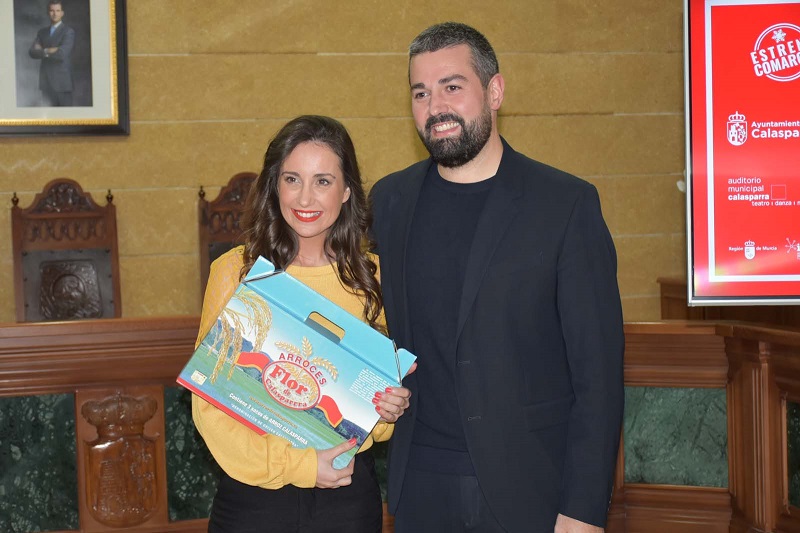 El musical “La Reina de las Nieves” llega a Calasparra con la cantante y actriz Mireia Montávez