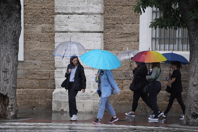 Una DANA o borrasca fría deja esta semana lluvias en Mediterráneo y bajarán las temperaturas, con nieve en el norte