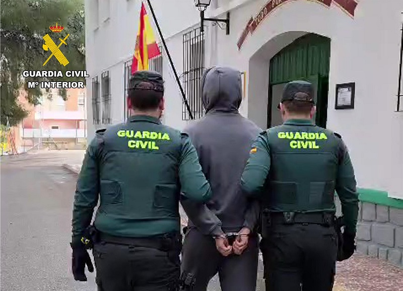 La Guardia Civil detiene a un preso por estafar 30.000 euros a la madre de otro interno,vecina de Calasparra