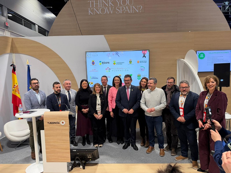 Turespaña acoge el lanzamiento del Tour España de Flor en Flor en FITUR