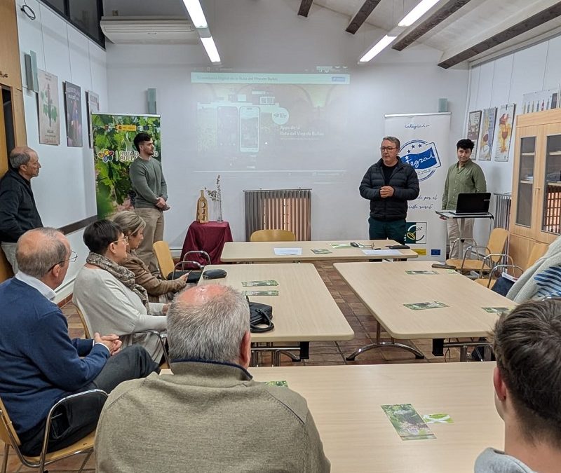 Bullas impulsa su destino enoturístico con una jornada de sensibilización y una APP innovadora