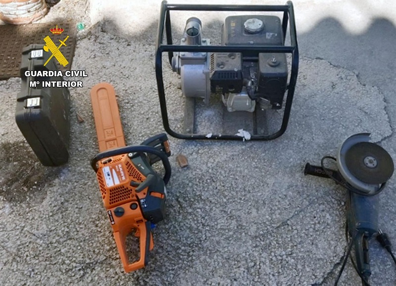 La Guardia Civil detiene a tres conocidos delincuentes por robos en viviendas de Caravaca de la Cruz