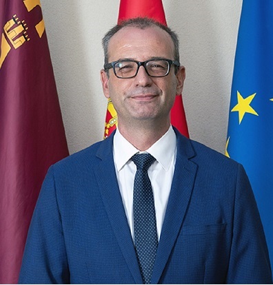 La Región es la segunda comunidad en la que más crece el gasto en educación