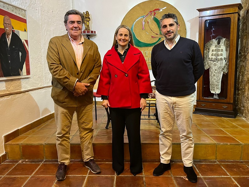 JORGE ARELLANO Y MANUEL MARTÍNEZ ERICE ‘CHOPERA’, NUEVOS EMPRESARIOS DE LA PLAZA DE TOROS DE CEHEGÍN