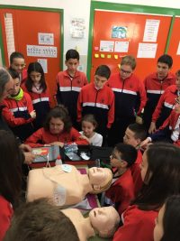 La Concejalía de Sanidad desarrolla un programa de primeros auxilios entre estudiantes de Primaria y Secundaria