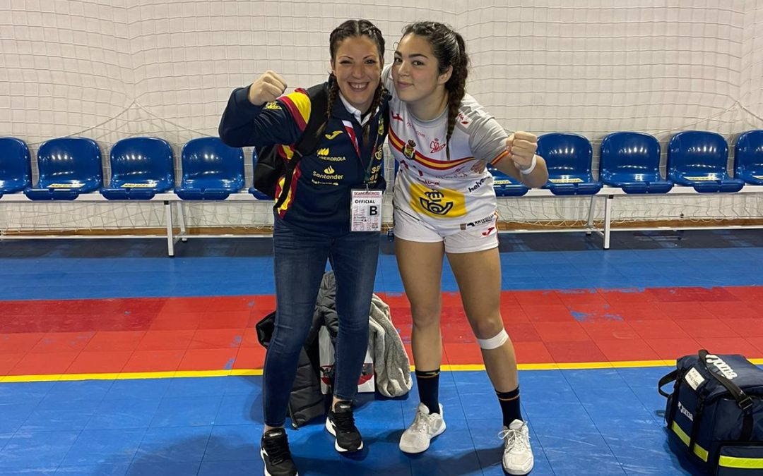 Marta Cuenca, consigue con la Selección Española Juvenil, el torneo Escandiberico