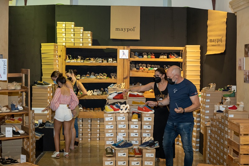 La Comunidad reforzará el apoyo a la internacionalización de la feria de calzado y moda ‘Youte Festival’ con una misión inversa