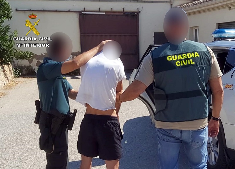 Detenidos tres miembros de un grupo delictivo dedicado a cometer robos en la zona rural de Mula
