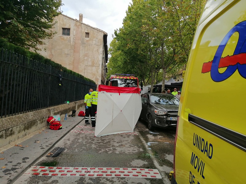 Servicios de emergencia no han podido salvar la vida a un hombre que ha fallecido en accidente de tráfico ocurrido en Caravaca de la Cruz.