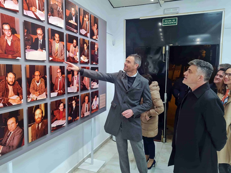 La Casa de la Cultura de Caravaca acoge la exposición conmemorativa del 40 aniversario del Estatuto de Autonomía de la Región de Murcia