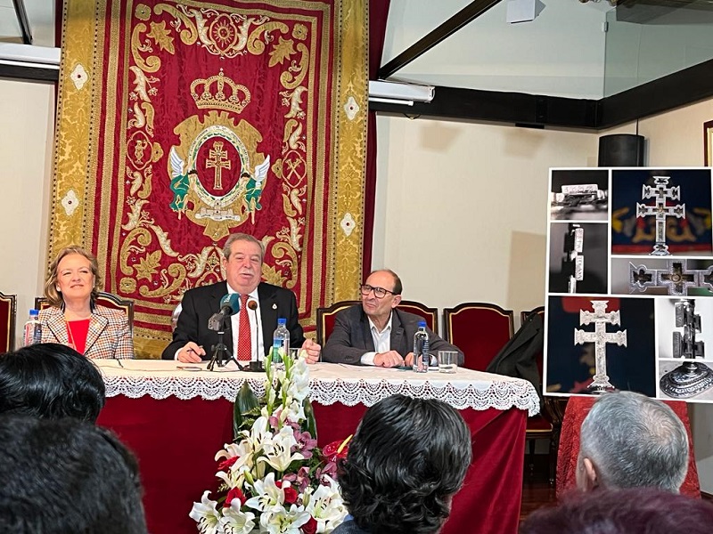 El Museo de la Vera Cruz suma a sus vitrinas una cruz relicario datada en 1662