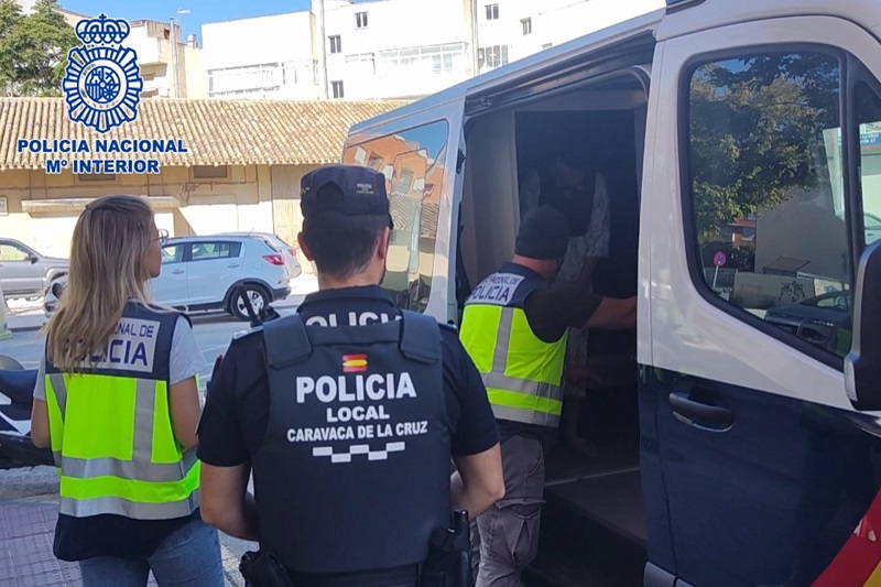 Detenidas 4 personas por explotar laboralmente y agredir sexualmente a una trabajadora en Caravaca y Cieza