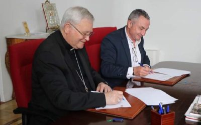 Un convenio de colaboracion entre el Ayuntamiento de Moratalla y el Obispado de Cartagena, permitirá la rehabilitación de la ermita de San Pedro, en Campo Bejar