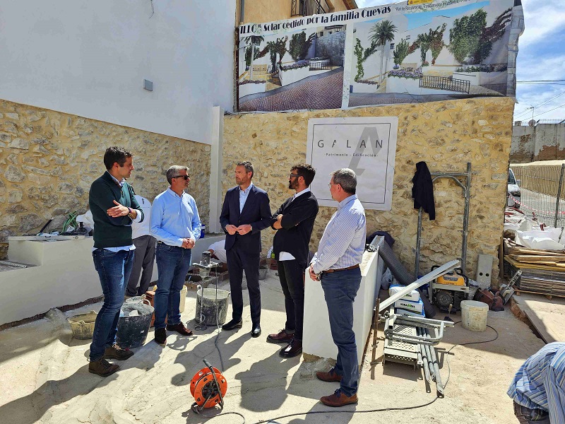 El nuevo espacio público de la Cuesta del Castillo llevará el nombre de ‘Plaza de los Armaos de la Vera Cruz’