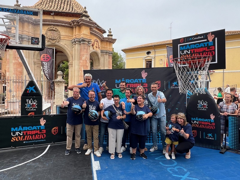Gran jornada de baloncesto en Caravaca de la Cruz con el Plaza 3×3 CaixaBank