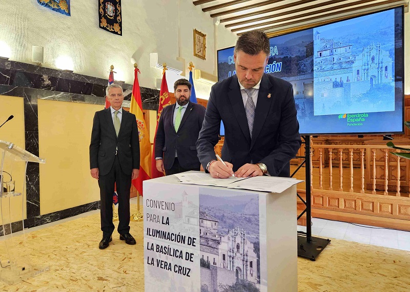 El Castillo de Caravaca de la Cruz renovará su iluminación ornamental gracias a una inversión de 200.000 euros
