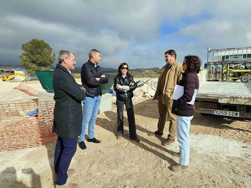 Las obras para abastecer a las pedanías y al polígono de Cavila con agua de la Mancomunidad de Canales del Tabilla afrontan su fase final