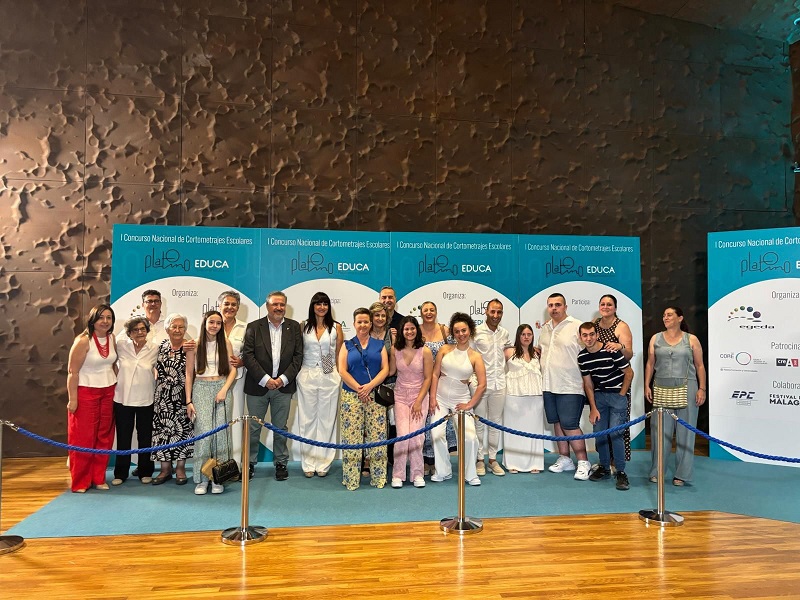 El IES Emilio Pérez Piñero de Calasparra obtiene el reconocimiento especial CaixaBank a la Inclusión Social del I Concurso Nacional de Cortometraje Escolar Platino Educa