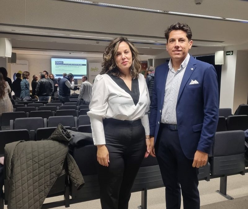 Juan Maravillas Ortega Fernández y Ángela Sánchez de Gea, de “Soy Florista”, distinguidos como Emprendedores Excelentes 2025