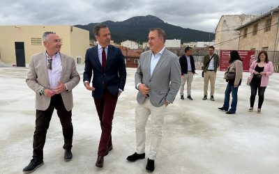El Plan de Obras de la Comunidad permite renovar infraestructuras y reformar el parque de la Glorieta en Moratalla